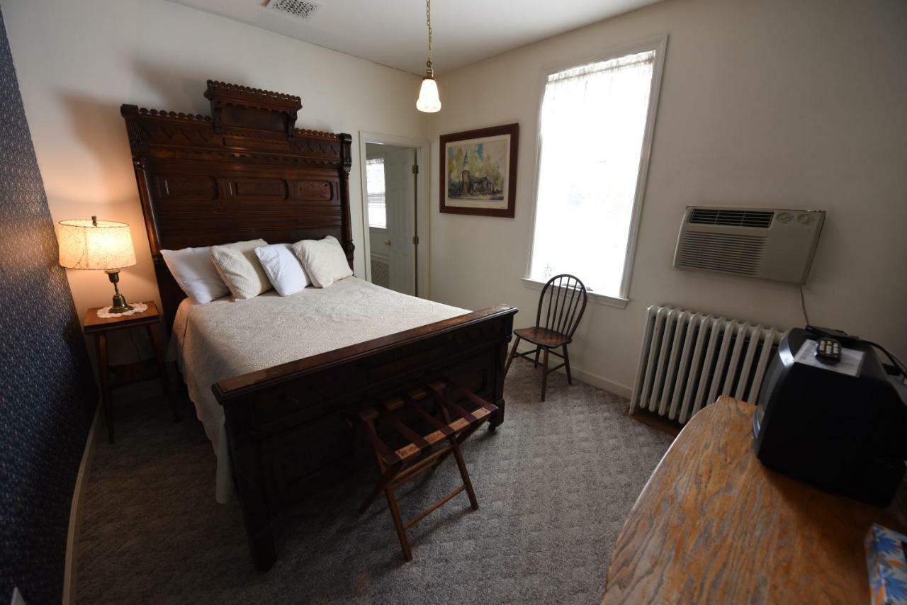Casselman Inn Grantsville ภายนอก รูปภาพ