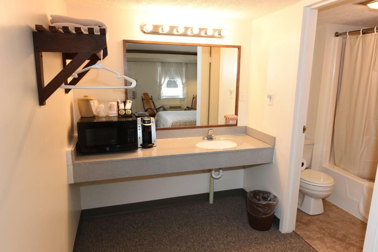 Casselman Inn Grantsville ภายนอก รูปภาพ